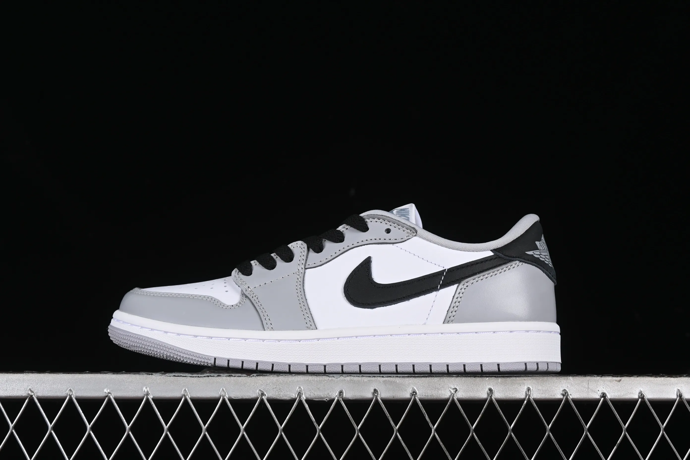 All categories Air Jordan Jordan series basketball shoes Air Jordan 1 Low pure original Air Jordan 1 Low OG AJ1 Joe 1 gray black low-top cultural casual sneakers CZ0790-110